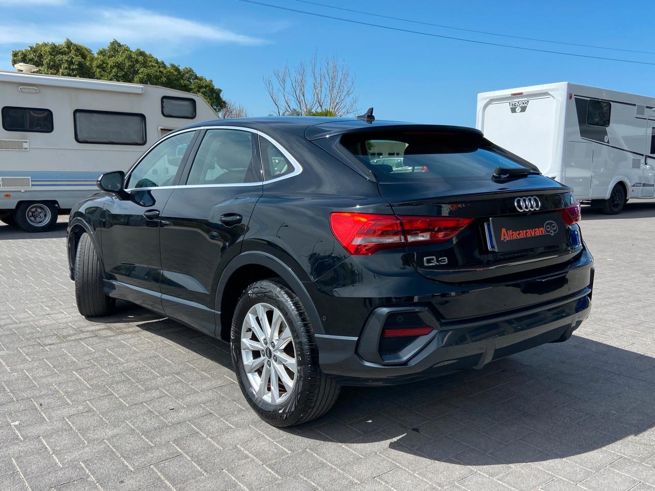 Audi Q3 Sportback 35 1.5 tfsi mhev s-tronic