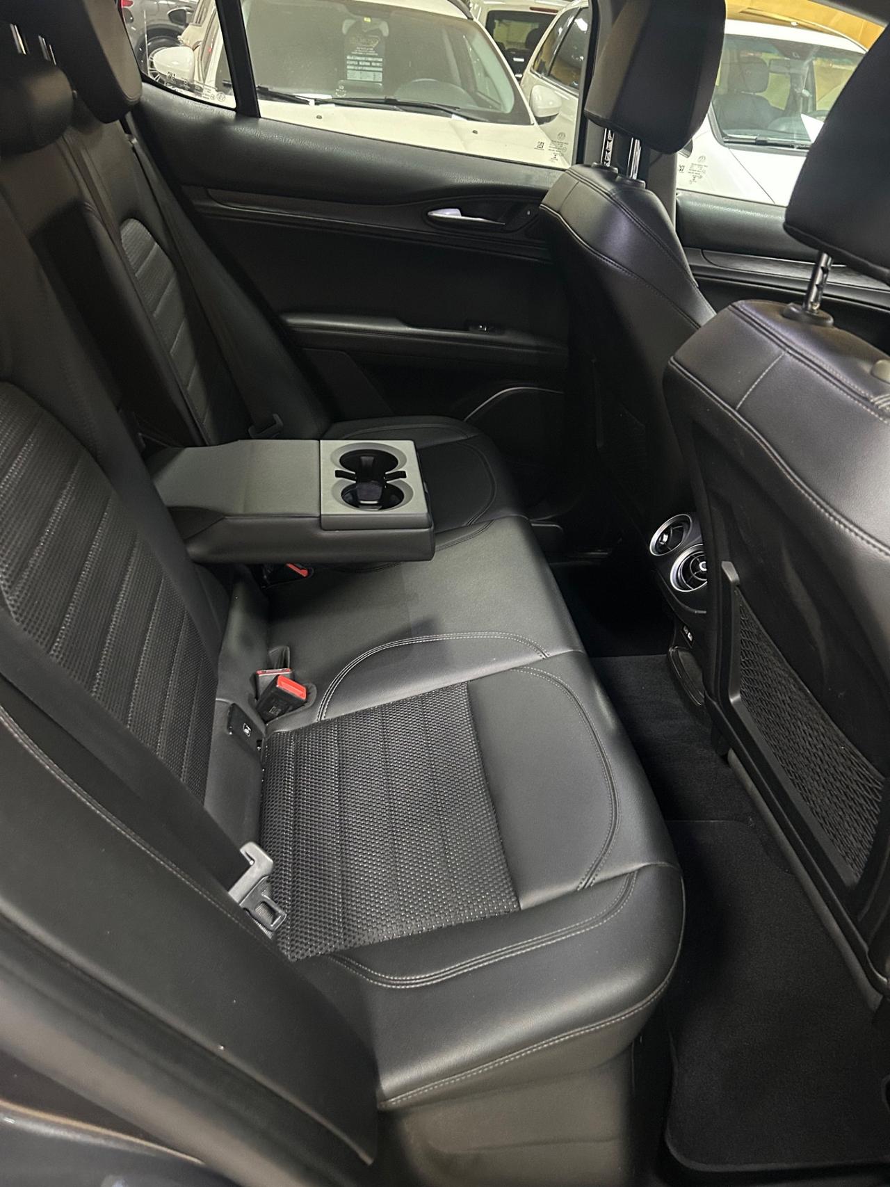 ALFA ROMEO STELVIO 2.2 Jtdm 210 cv Q4 -2018