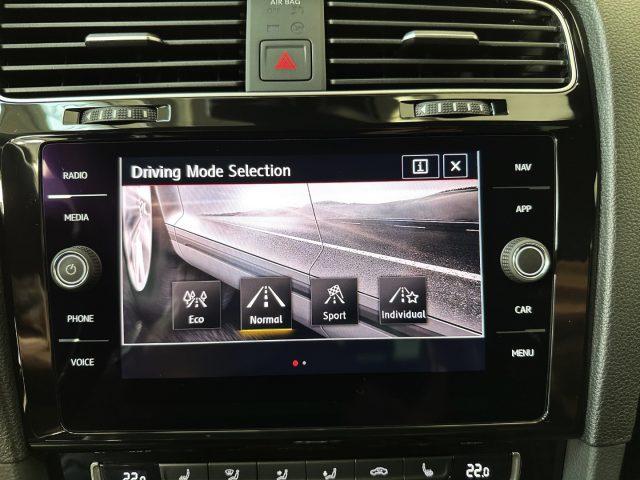 VOLKSWAGEN Golf GTI Performance 2.0 TSI DSG - 19" - Led Matrix - Navi