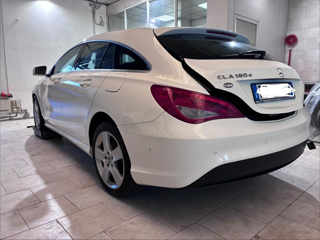Mercedes-benz CLA 180 d Business