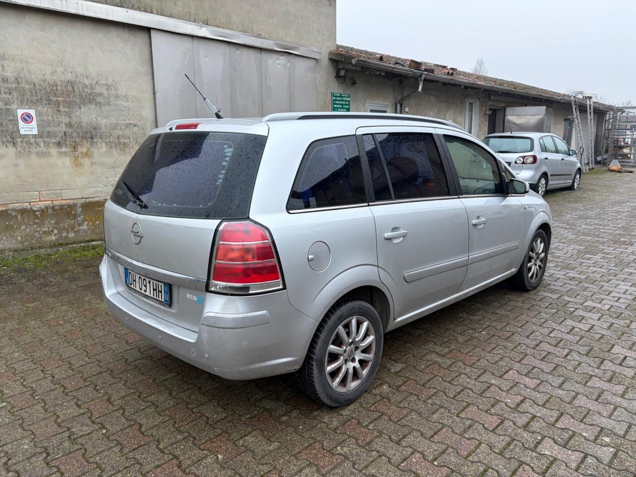 Opel Zafira METANO 7 POSTI