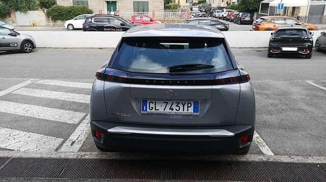 Peugeot 2008 motore elettrico 136 CV Active