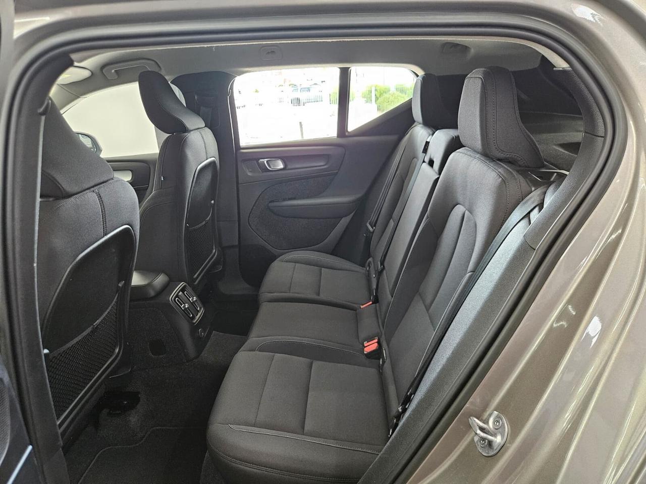 Volvo XC40 T4 Recharge Plug-in Hybrid automatico Essential
