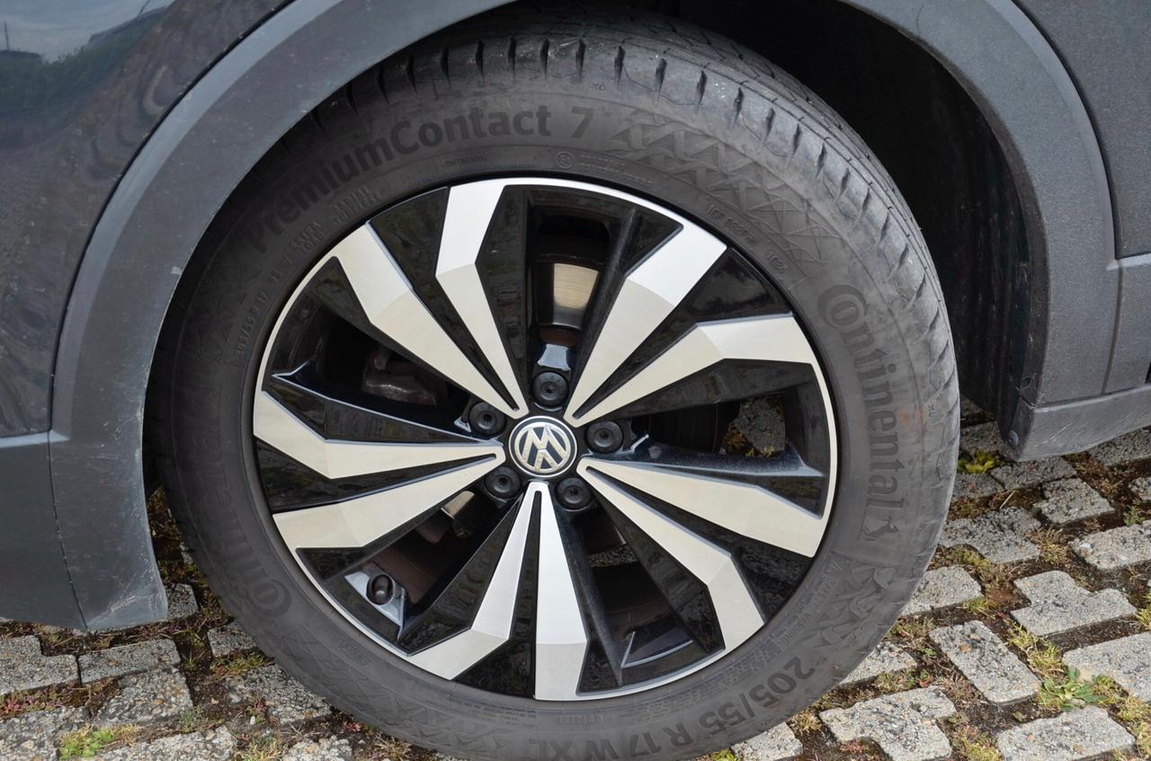 VOLKSWAGEN T-CROSS 1.0 TSI ADVANCED 115cv, UNICOPROPRIETARIO, TUTTI SERVICE VW, UFF ITALIANA, EURO 6D, APPLE ANDROID, RETROCAMERA, PERMUTE