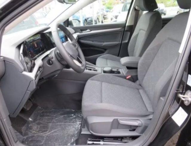 VOLKSWAGEN Golf 1.0 TSI EVO Life Business in PROMO
