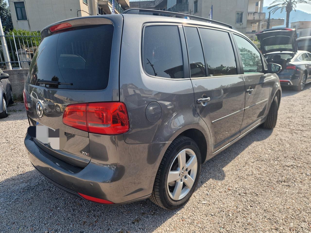 Volkswagen Touran 1.6 TDI DSG Comfortline-2014