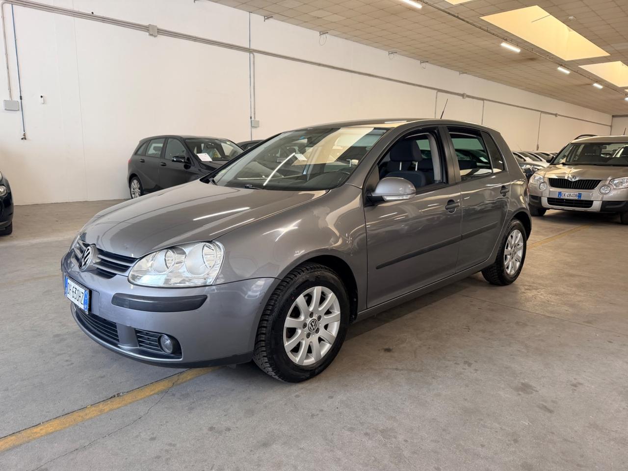 Volkswagen Golf 1.6 16V FSI 5p. tip. Comfortline