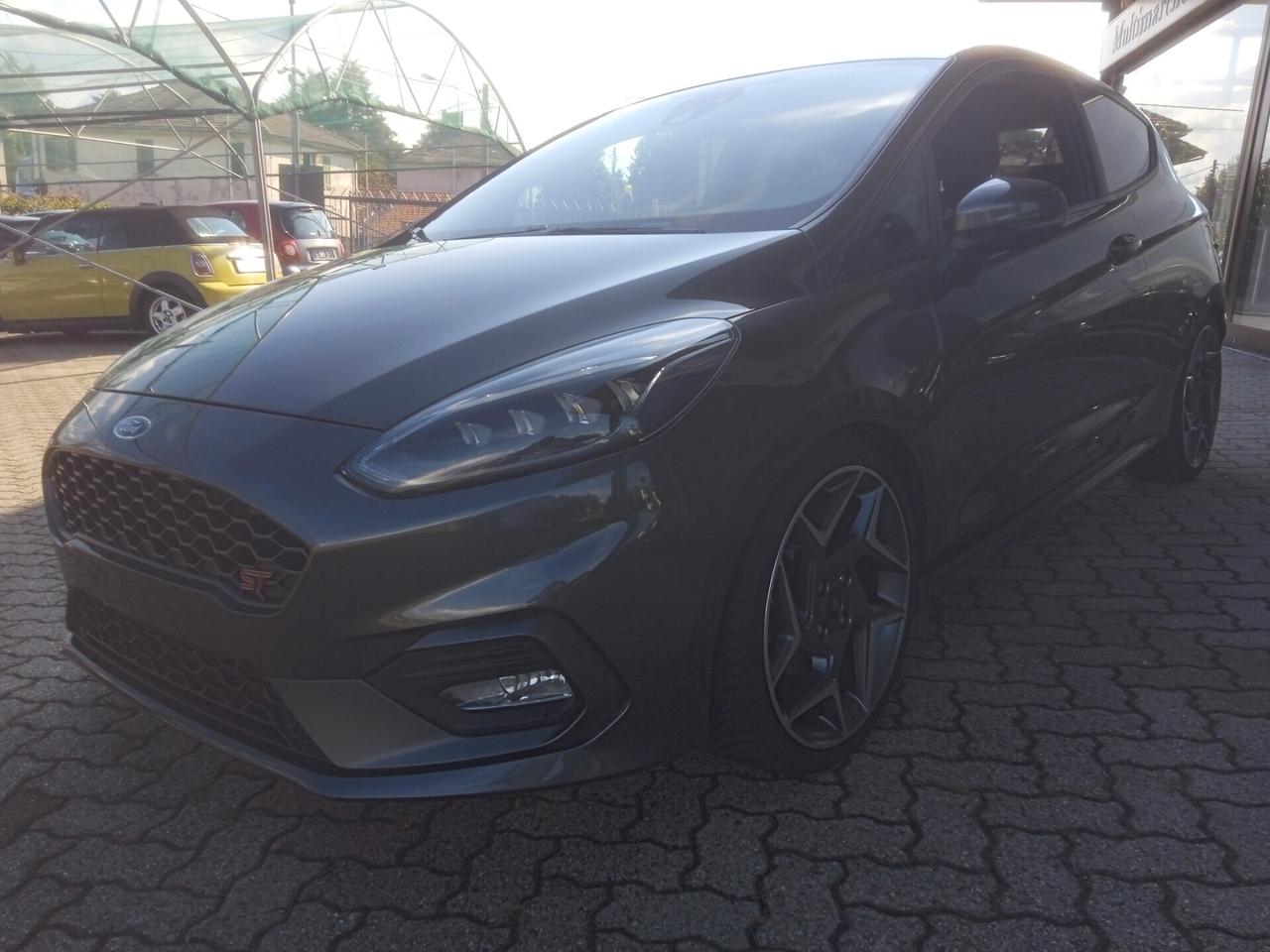 Ford Fiesta ST 18" APPLE CAR PLAY VETRI SCURI SENS PARK CRUISE CONTROL PRONTA CONSEGNA