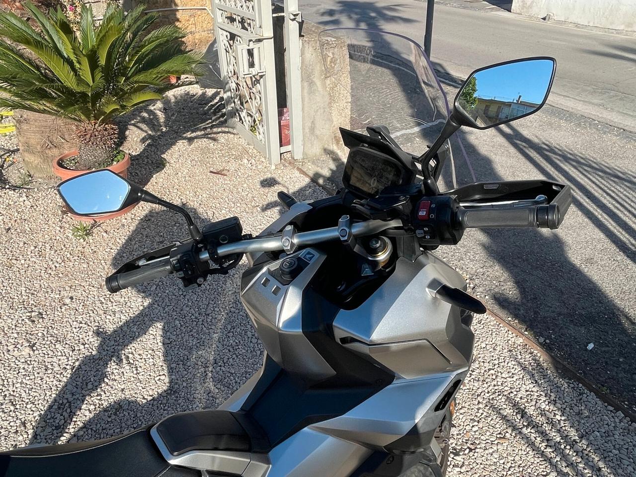 Honda X-Adv 750