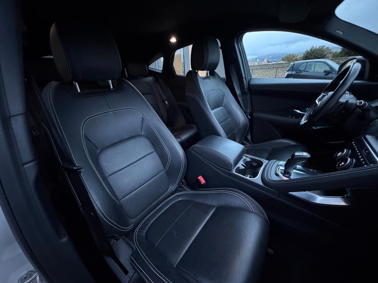 Jaguar E-Pace 2.0D 180 CV AWD aut. R-Dynamic SE - OTTIME CONDIZIONI - GARANZIA