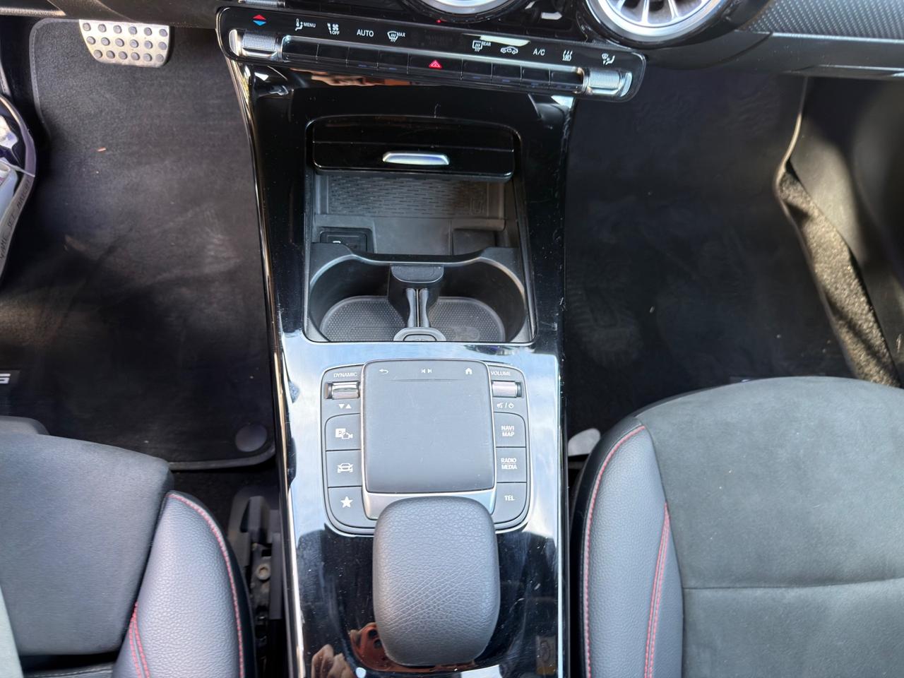 Mercedes-benz A 250 e hybrid EQ Premium