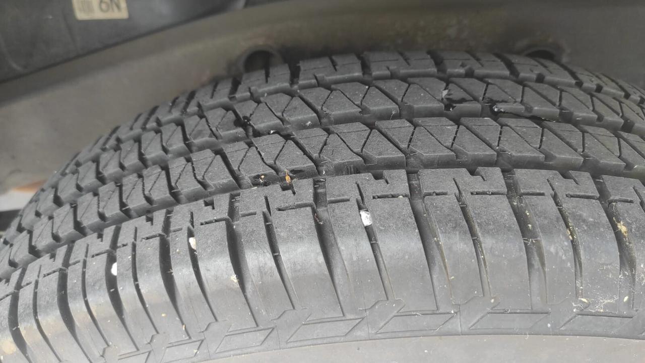 Suzuki Jimny 4 posti