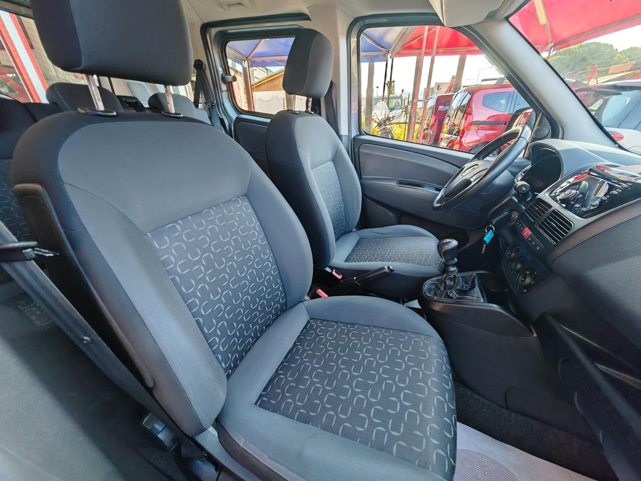 Fiat Dobló 1,6 diesel 02/2012 cv105