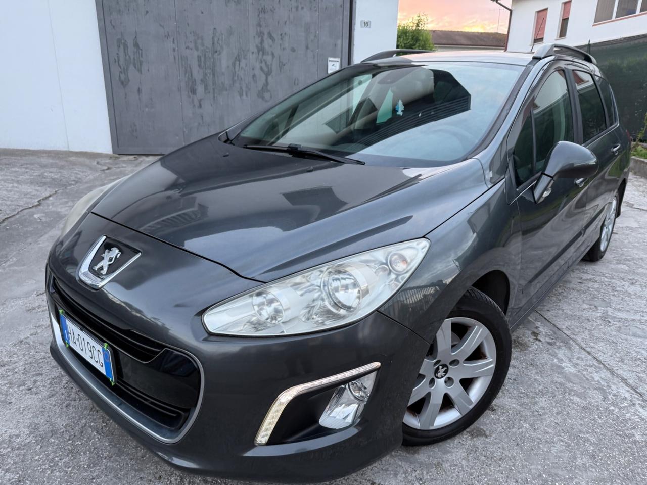 Peugeot 308 1.6 DIESEL START&STOP 2013 NEOPATENTATI