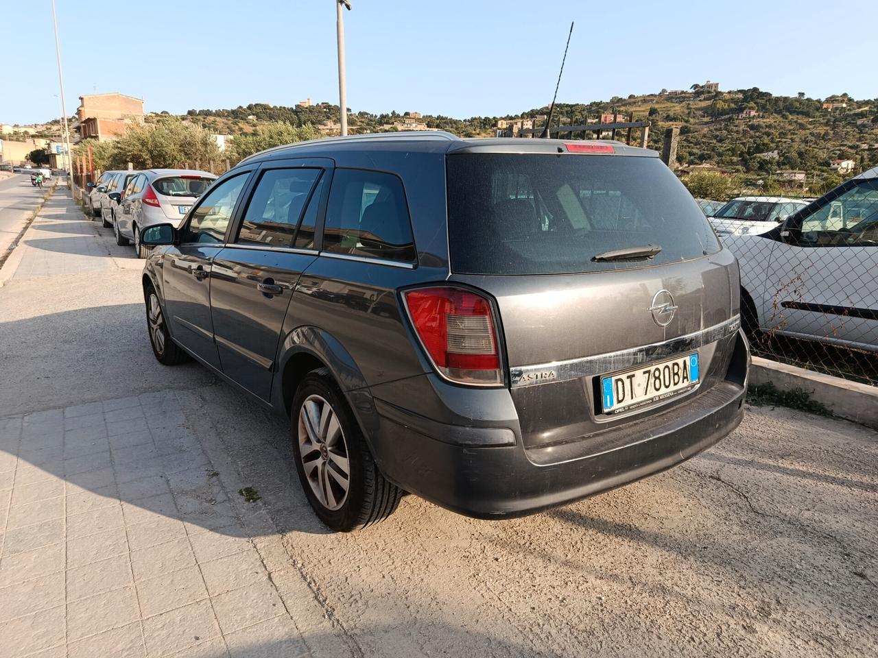 Opel Astra 1.7 CDTI 110CV Station Wagon Enjoy