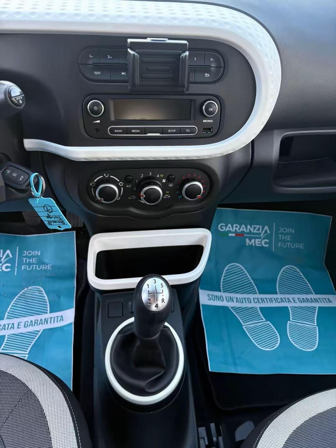 Renault Twingo SCe EDC Intens