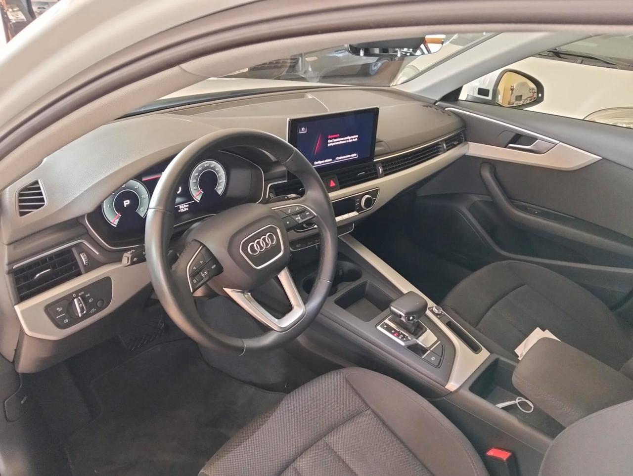 Audi A4 Avant 35 TDI/163 CV S tronic Business Advanced