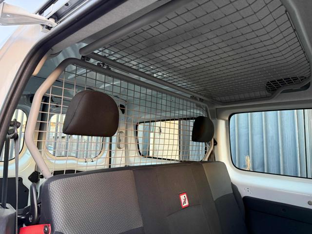 RENAULT Kangoo Blue dCi 95CV Express Maxi Combi Ice