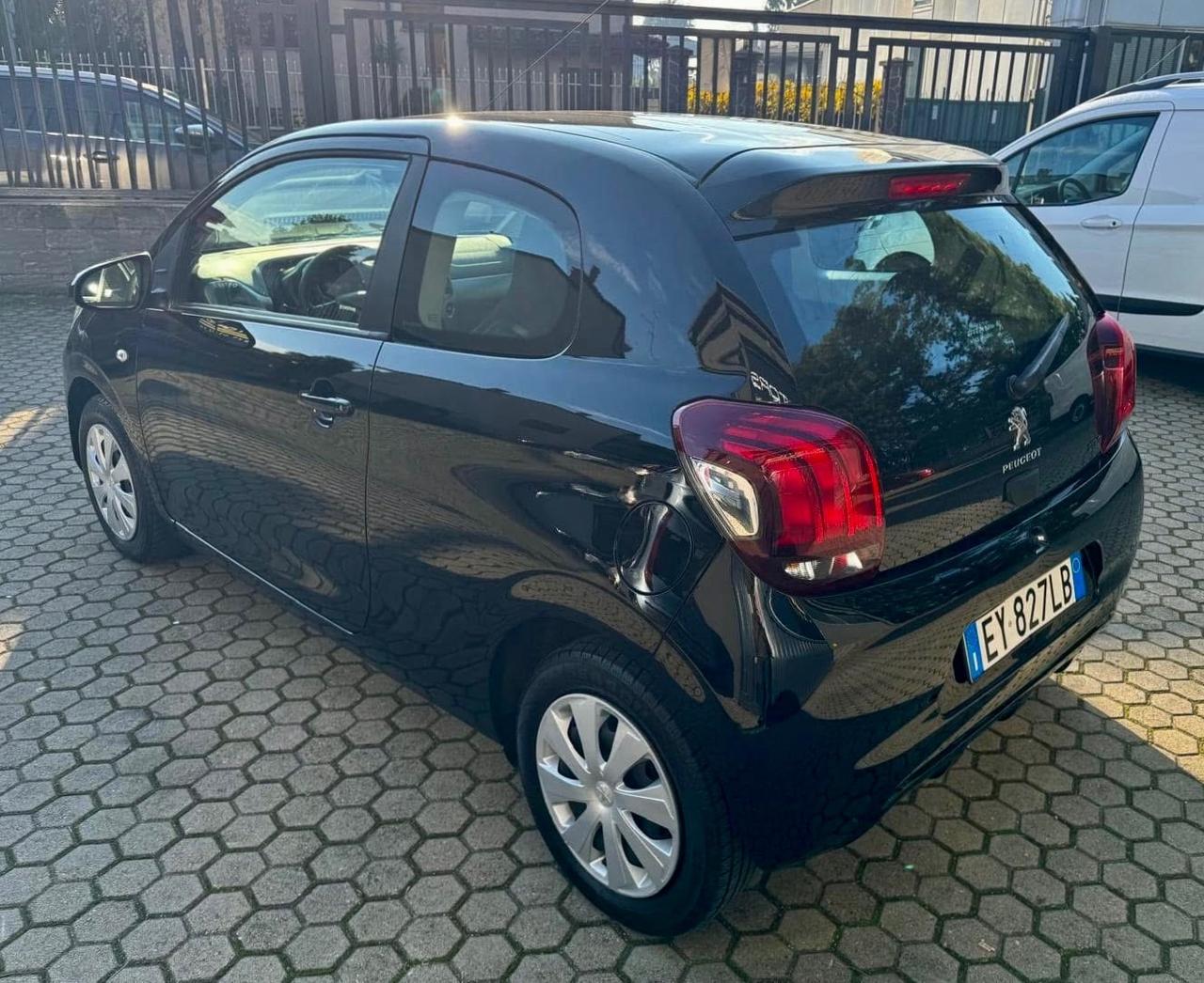 Peugeot 108 5 Porte 1.0 Benzina Neopatentati