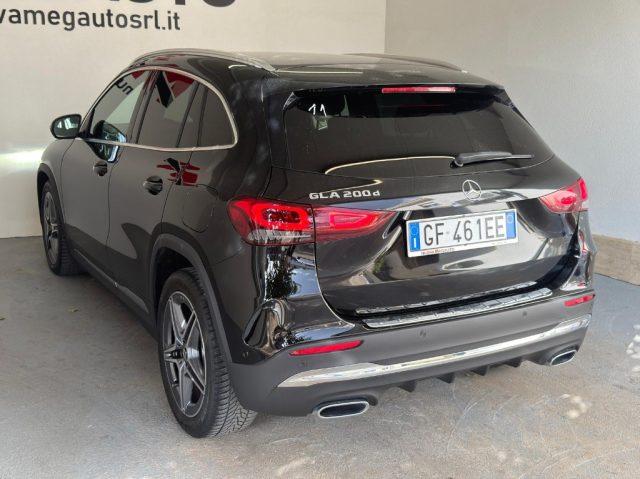 MERCEDES-BENZ GLA 200 d Automatic Premium