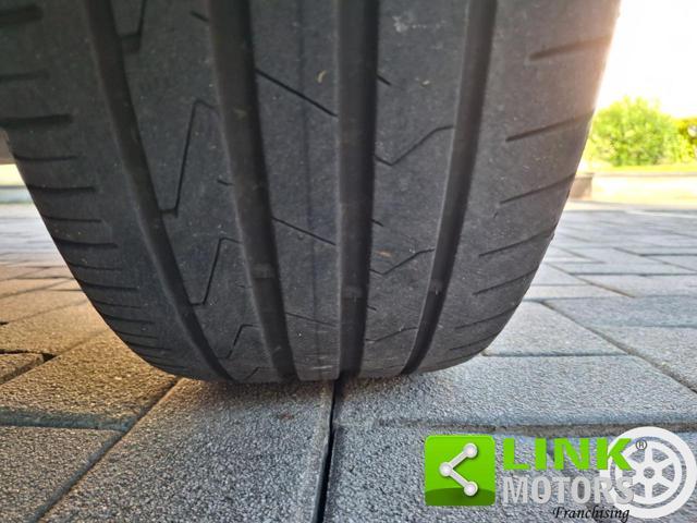 SEAT Arona 1.0 EcoTSI 110 CV XPERIENCE GARANZIA INCLUSA