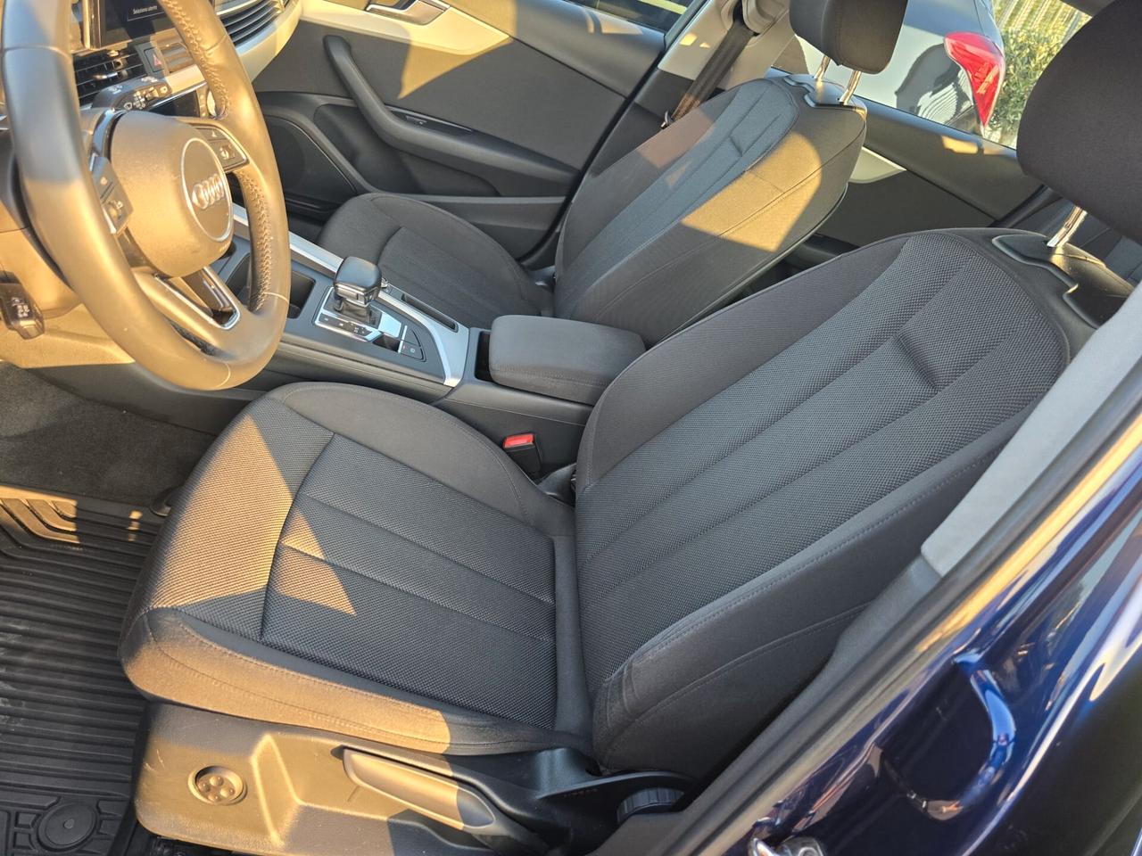 Audi A4 Avant 40 g-tron S tronic Business