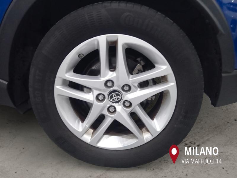 Toyota C-HR 1.8h Business e-cvt