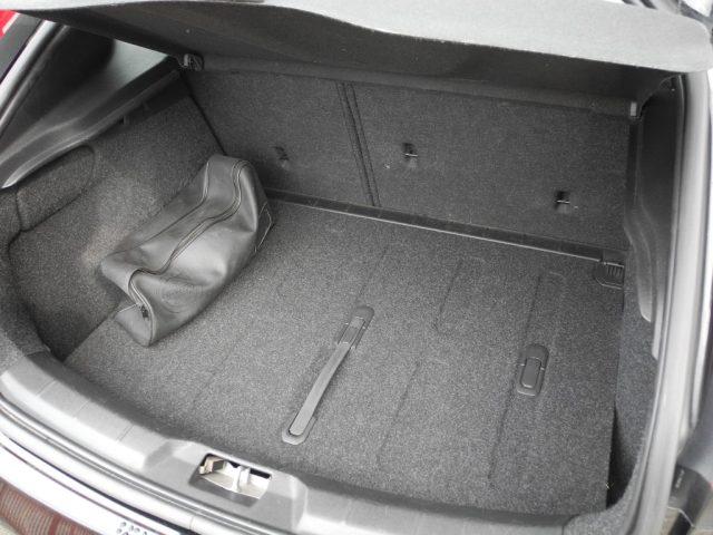 VOLVO V40 D2 Business Plus -OK NEOPATENTATI- UNICA PROPR.