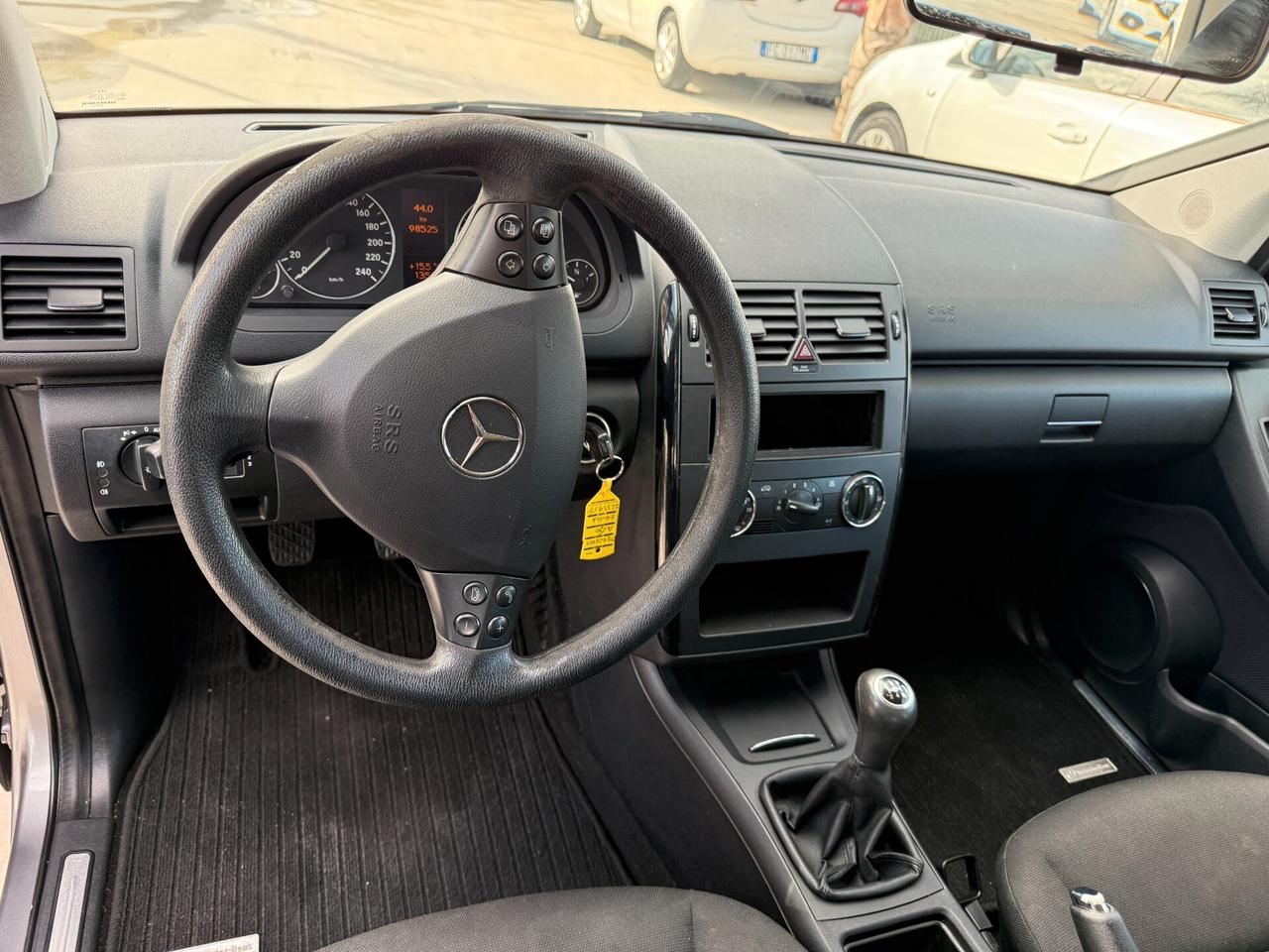 MERCEDES CLASSE A-160 2011 2.0 DIESEL 82CV *98.000 KM