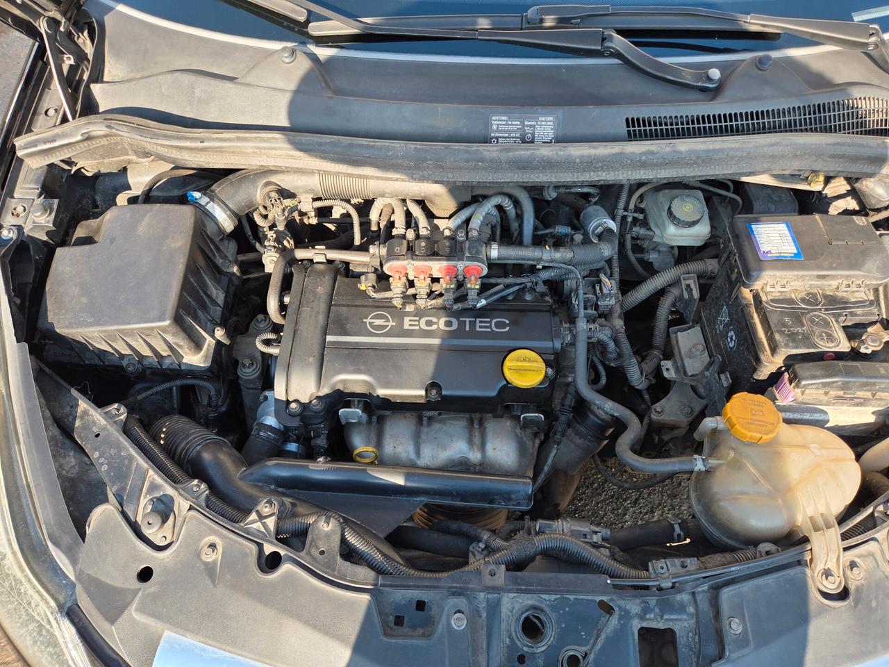Opel Corsa 1.2 5 porte Enjoy