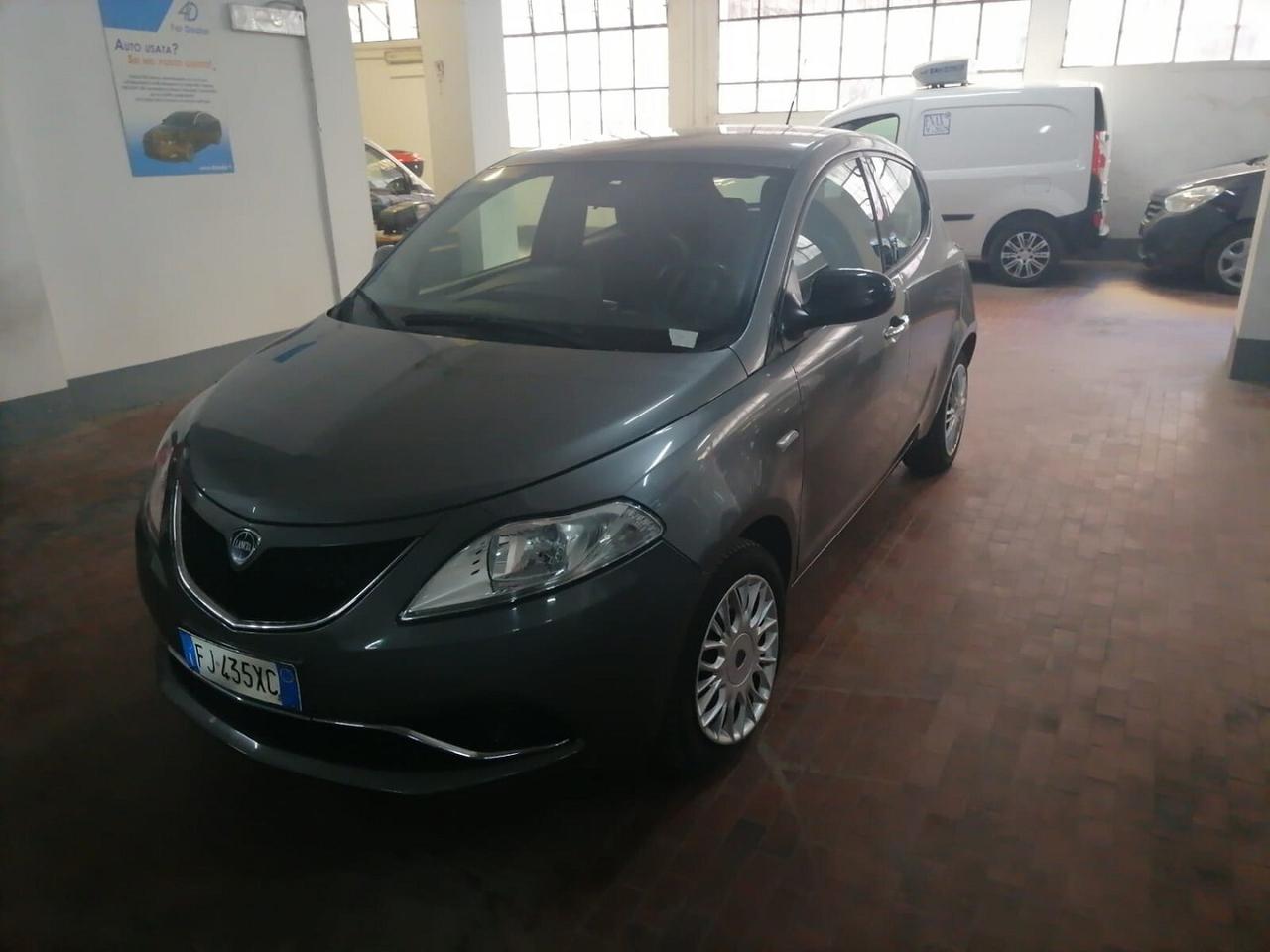 Lancia Ypsilon 1.2 69 cv Ecoshic Gpl Gold Ok Neop.