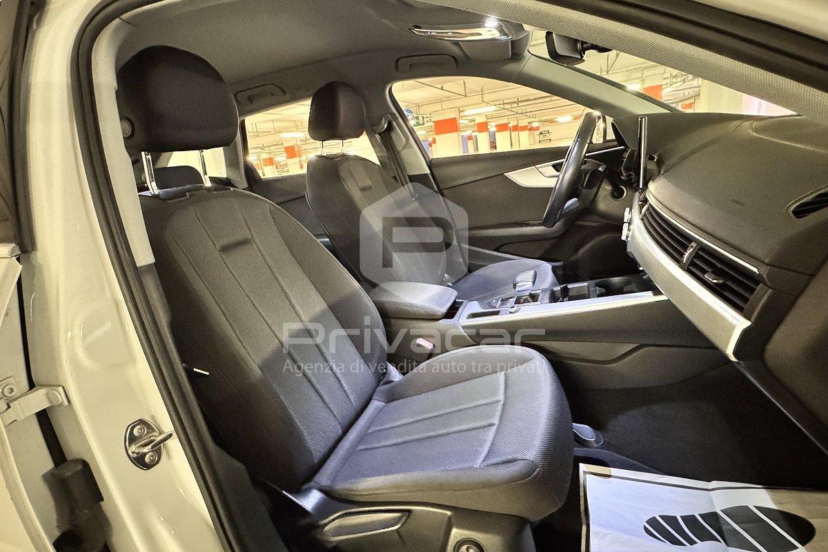 AUDI A4 Avant 35 TFSI S tronic Business Advanced