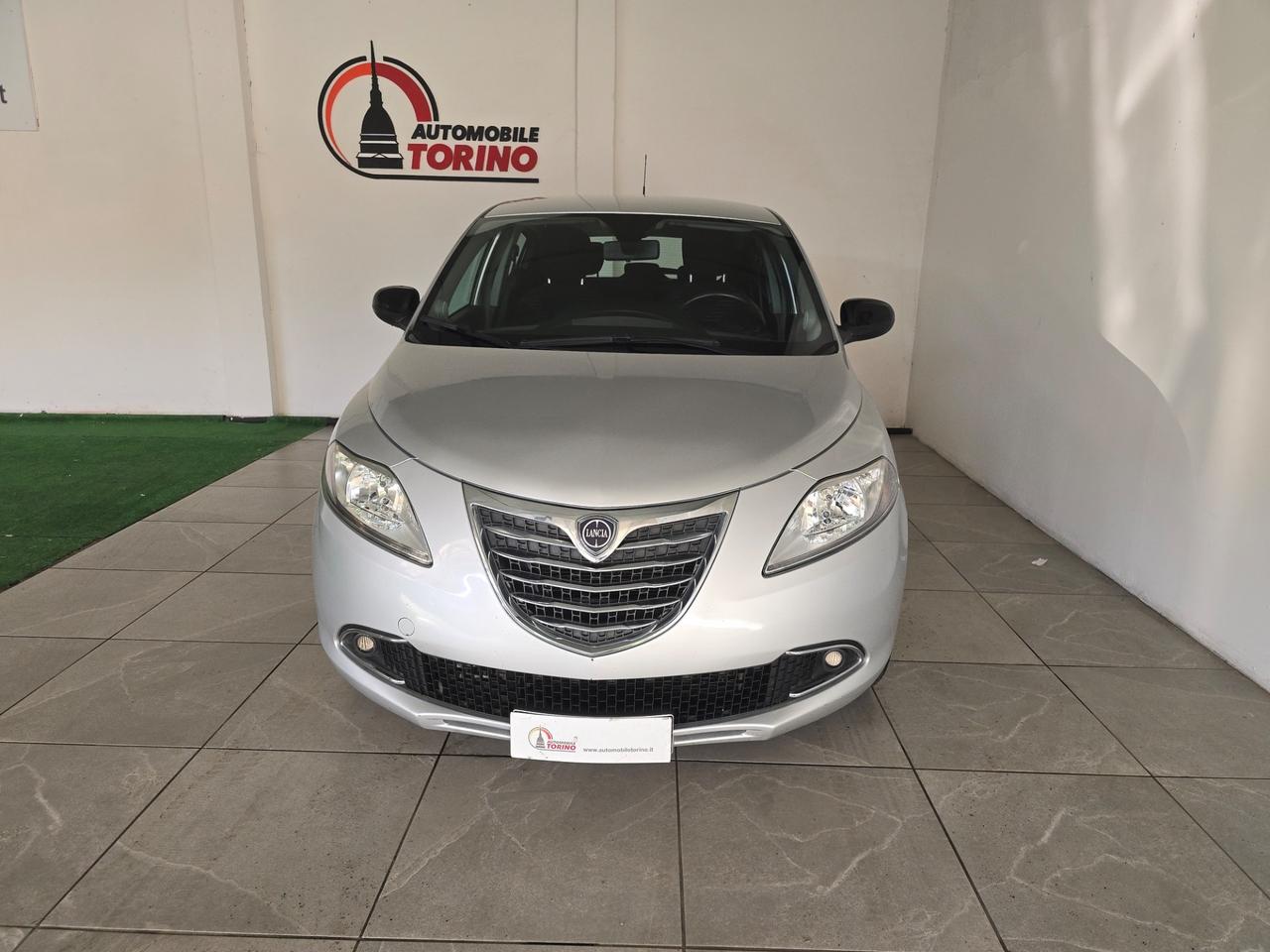 Lancia Ypsilon 0.9 TwinAir 85 CV 5 porte S&S Platinum