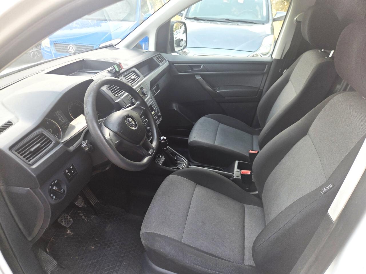 Volkswagen Caddy 4x4 2.0 TDI CON ATTREZZATURA