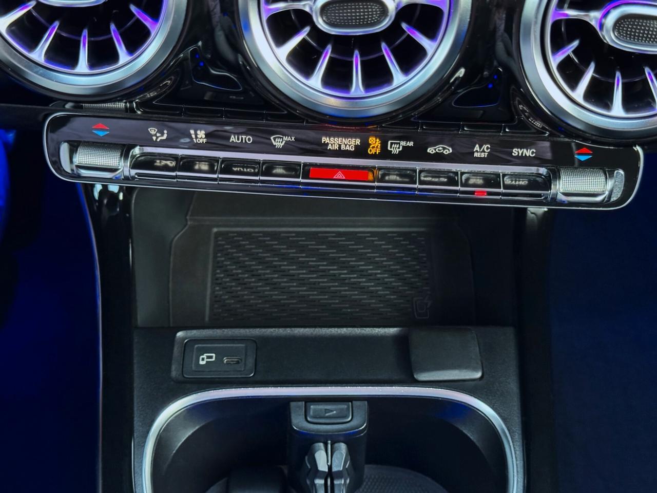 Mercedes-Benz A 180 d Sedan Premium TETTO MULTIBEAM