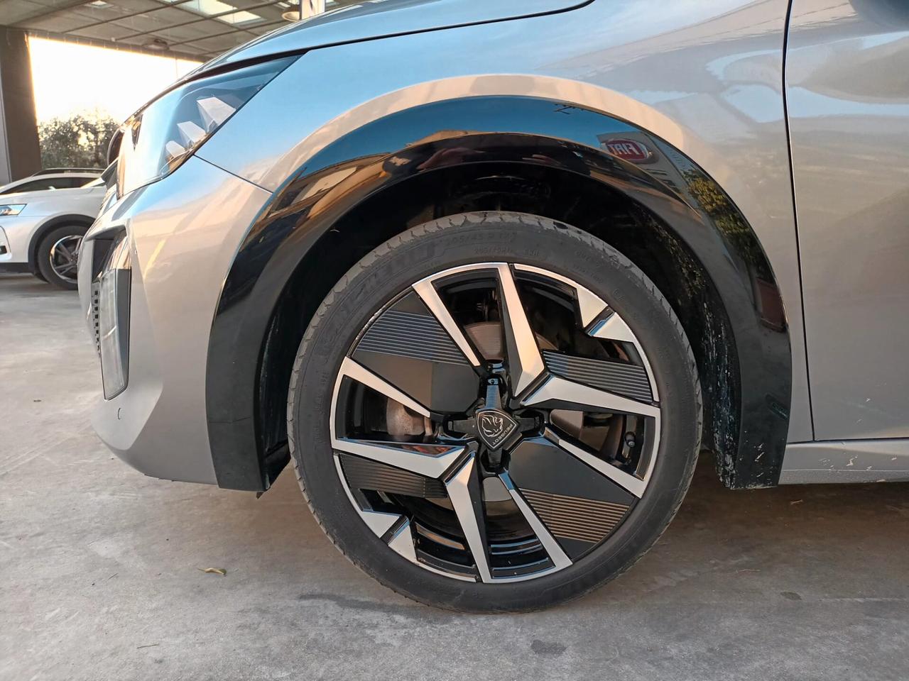 Peugeot 208 GT 1.2 PureTech 100CV Stop&Start 5 porte