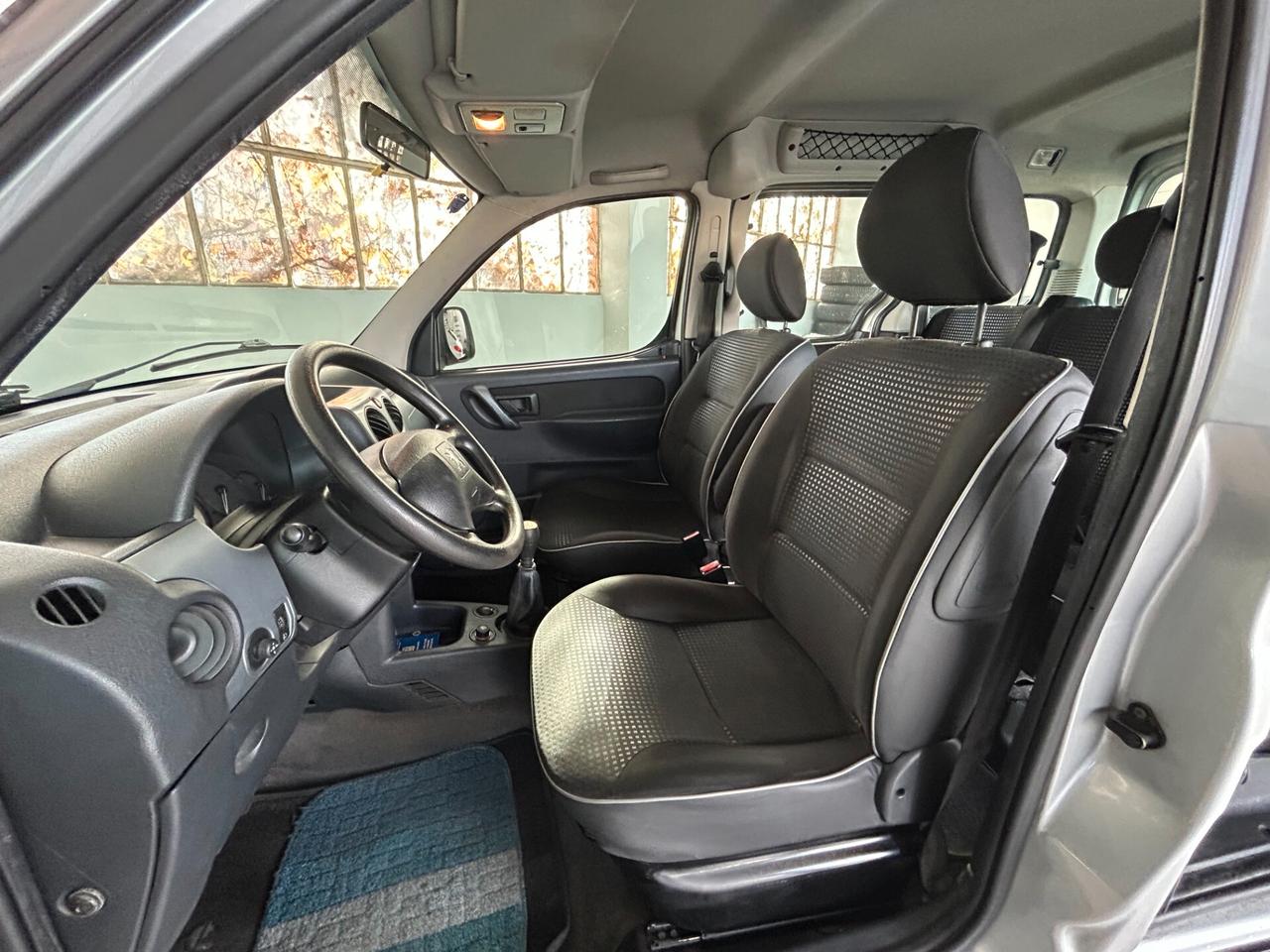 Peugeot Ranch 1.6 HDi 5p. Lee 5 POSTI VETTURA