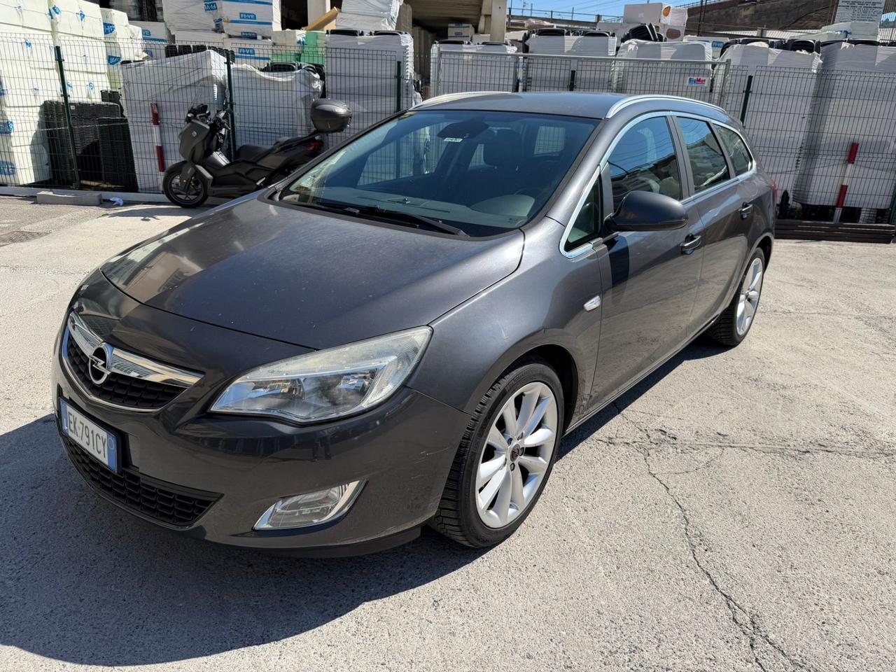 Opel Astra 1.7 CDTI 125CV Sports Tourer Cosmo