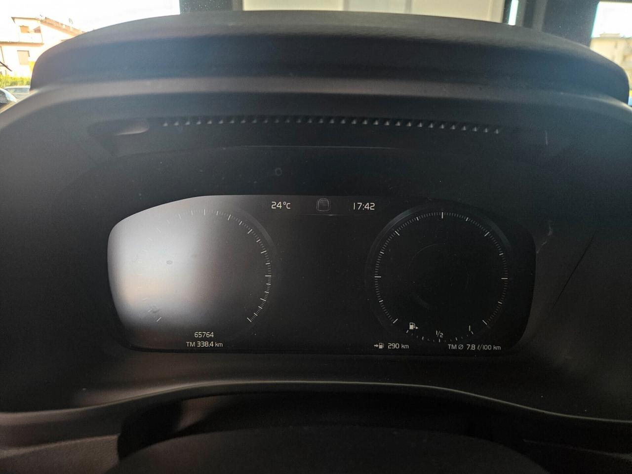 Volvo XC40 2.0 Business awd my20 - IVA ESPOSTA