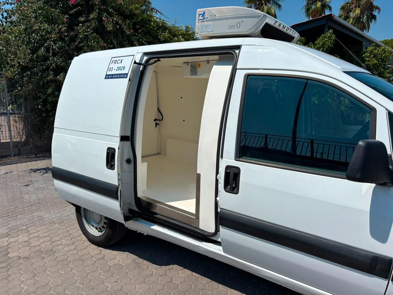 PEUGEOT EXPERT 2.0 HDi COIBENTATO FRIGO - ATP 2029 - PERFETTO