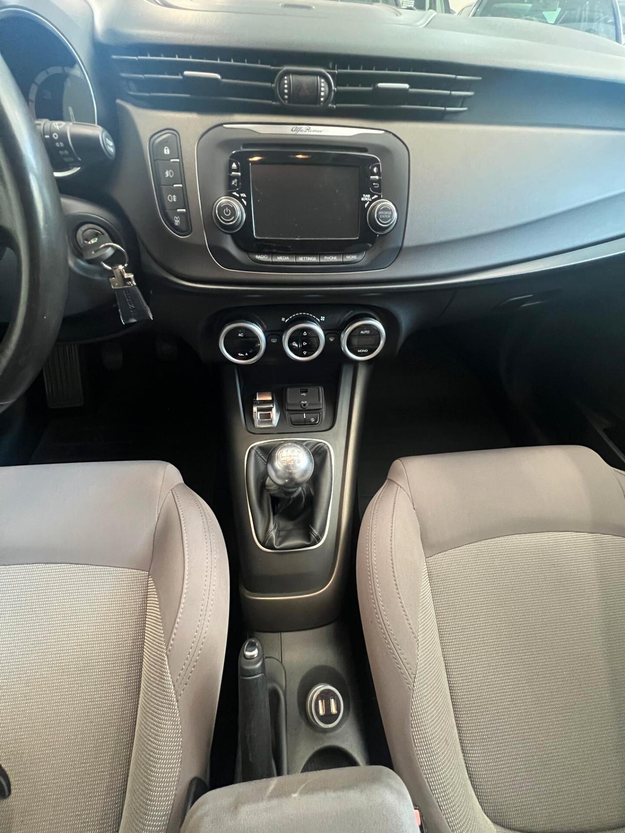 Alfa Romeo Giulietta 1.6 JTDm-2 120 CV Distinctive