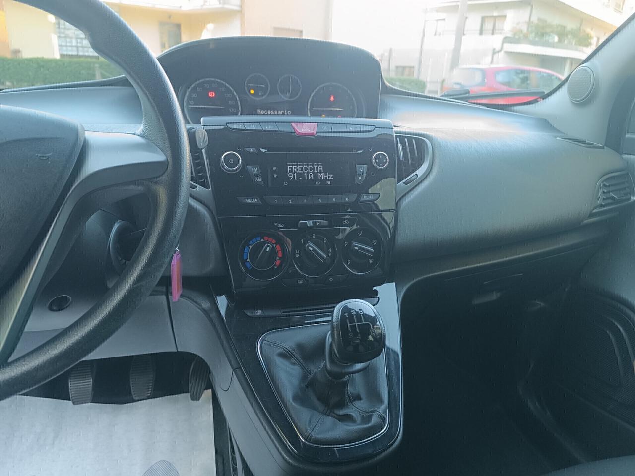 Lancia Ypsilon 1.2 SILVER CON GARANZIA 12 MESI