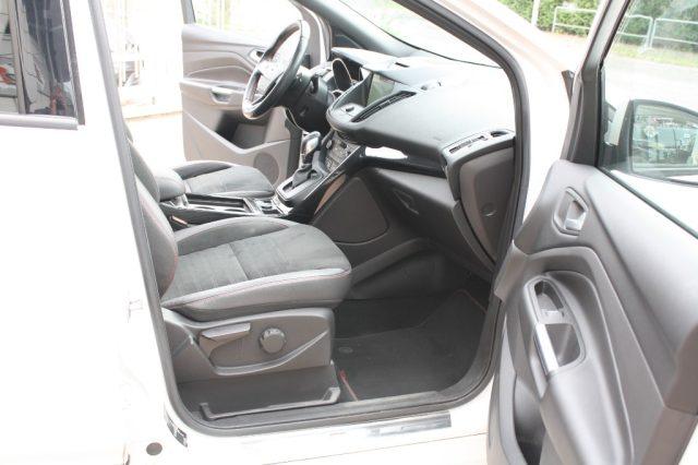 FORD Kuga 2.0 TDCI 180 CV S&S 4WD Powershift ST-Line