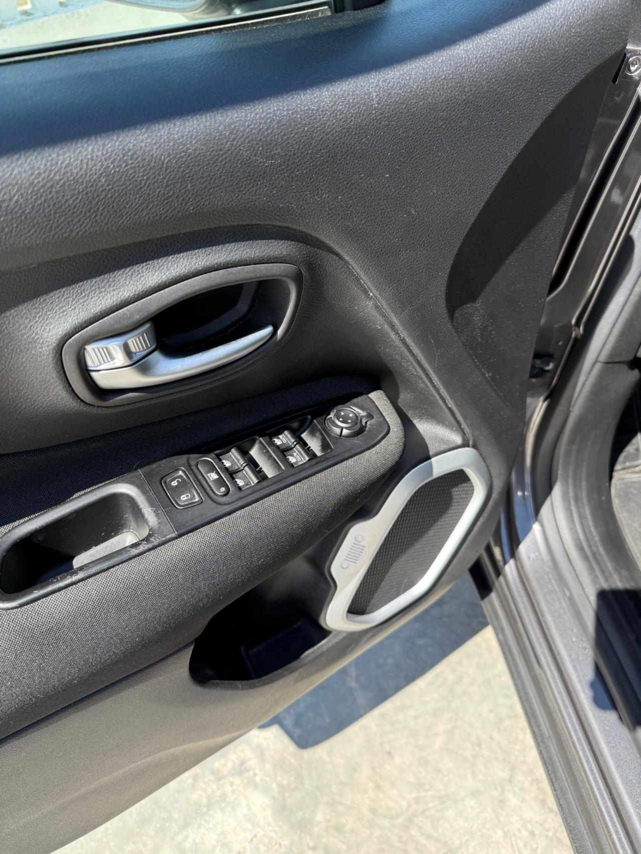 Jeep Renegade 1.6 Mjt 120 CV Longitude