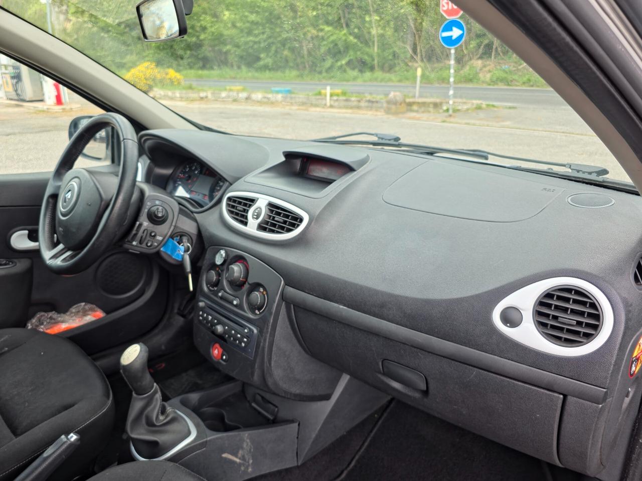 Renault Clio 1.5 dCi 75CV 5 porte Yahoo! 2012-E5 Manuale NEO