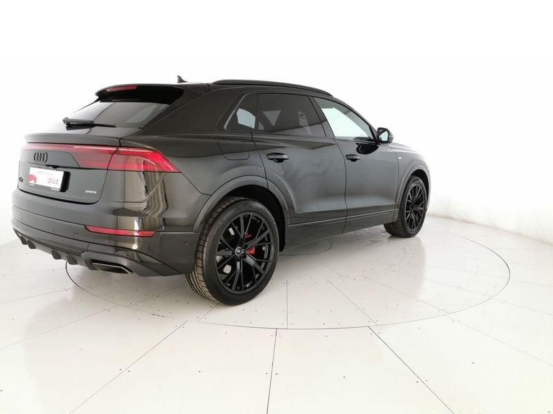 Audi Q8 3.0 tdi mhev S line edition quattro 286cv tiptronic