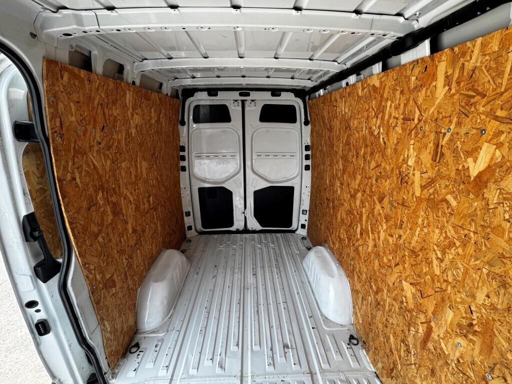 Mercedes-Benz Sprinter Cargo Van L2 H2