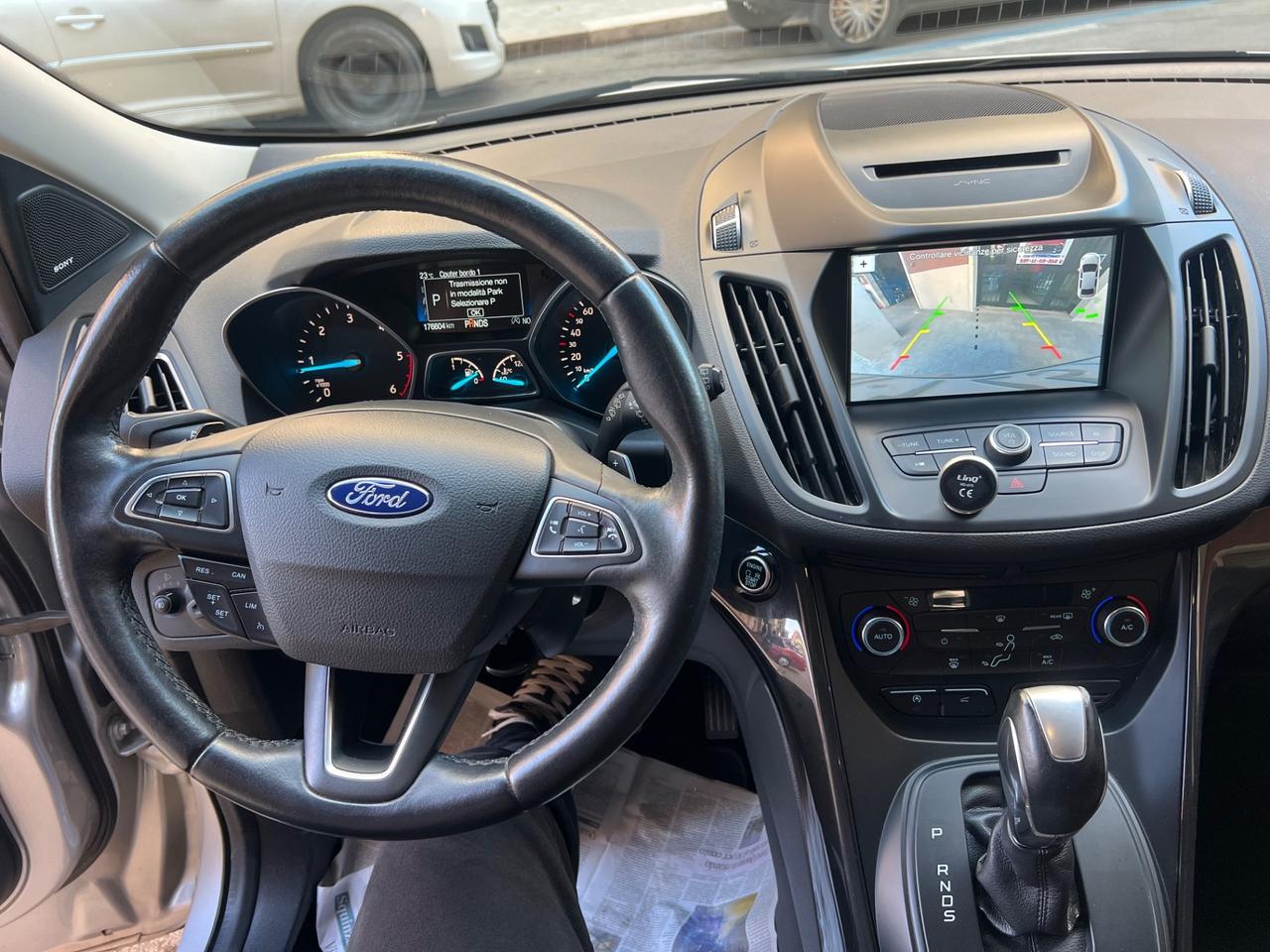 Ford Kuga 1.5 TDCI 120 CV S&S 2WD Powershift Titanium
