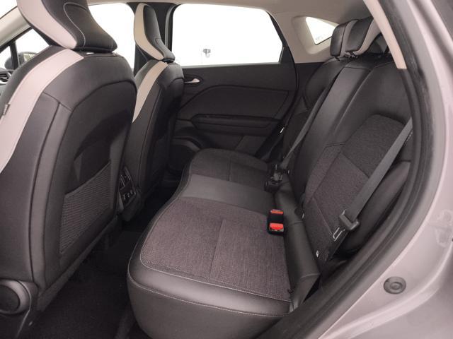 RENAULT Captur 1.6 E-Tech hybrid Techno Fast Track 145cv auto