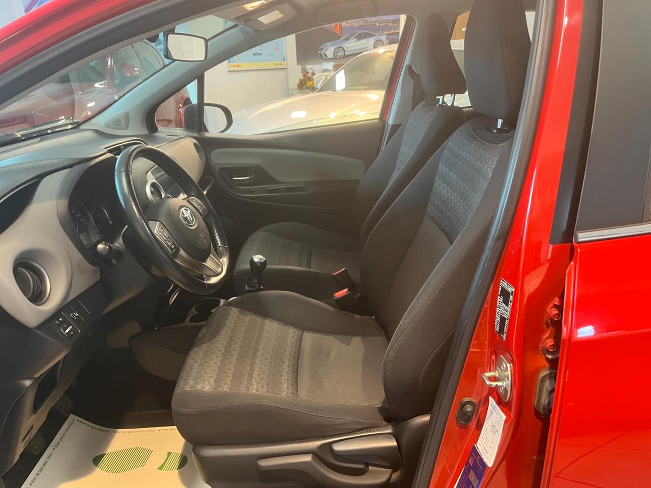 Toyota Yaris 1.0 5 porte Lounge